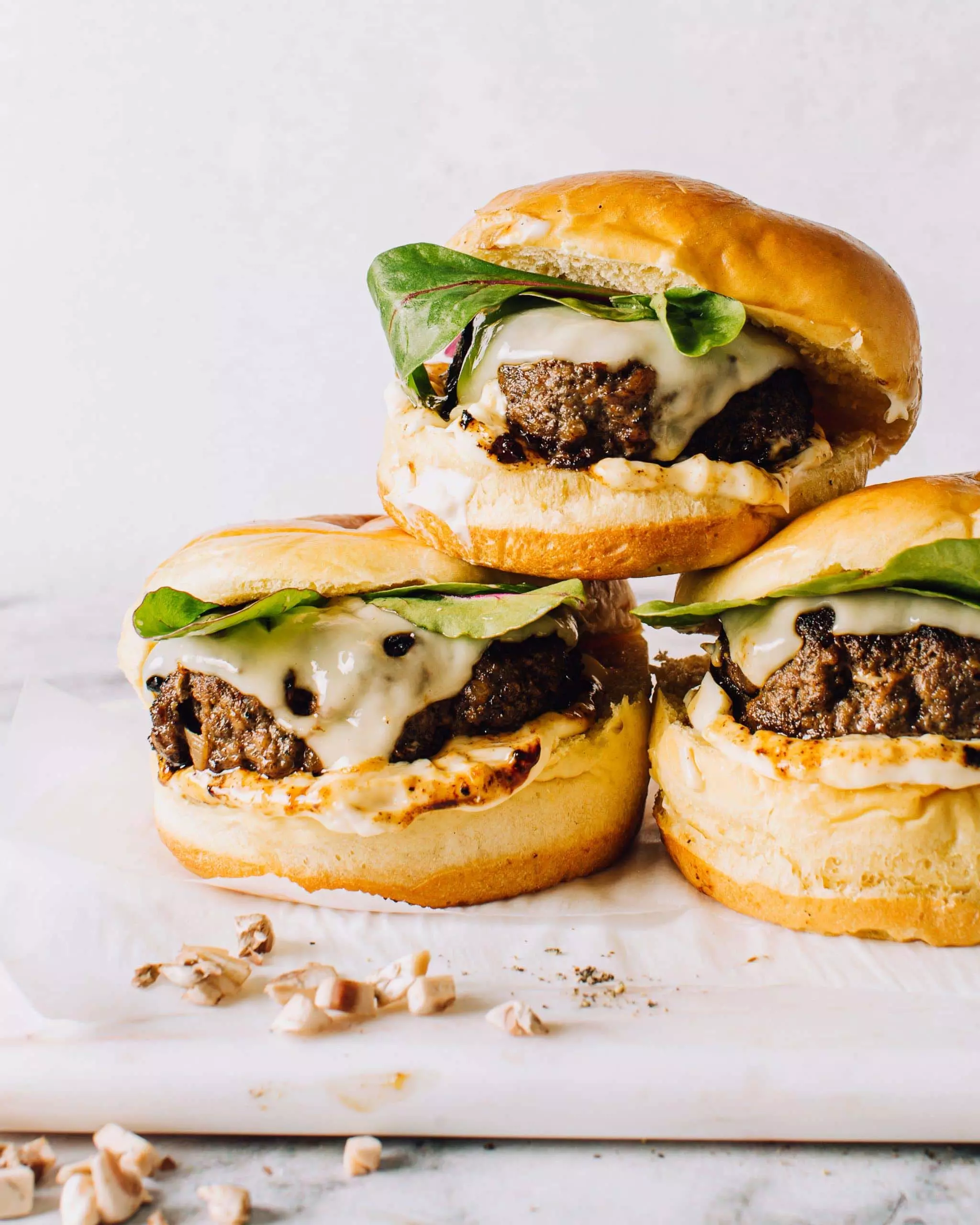Mushroom Burger : बच्चे के लिए घर पर बनाये मशरूम बर्गर Mushroom Burger : बच्चे के लिए घर पर बनाये मशरूम बर्गर