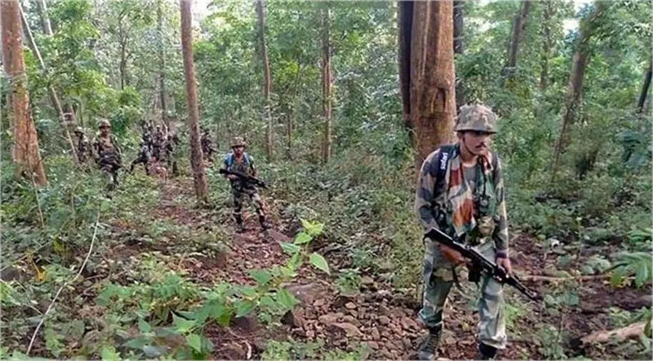 Andhra Pradesh : सुरक्षा बलों को बड़ी कामयाबी, मुठभेड़ में 7 नक्सली ढेर Andhra Pradesh : सुरक्षा बलों को बड़ी कामयाबी, मुठभेड़ में 7 नक्सली ढेर