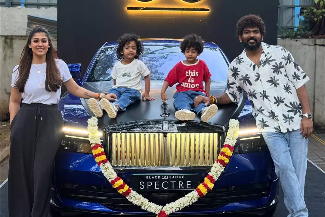 Nayanthara के जन्मदिन पर विग्नेश शिवन का प्यार भरा इज़हार सोशल मीडिया पर वायरल Nayanthara के जन्मदिन पर विग्नेश शिवन का प्यार भरा इज़हार सोशल मीडिया पर वायरल