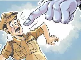 Bareilly: जांच में देरी पर सख्त प्रतिक्रिया, दरोगाओं को फटकार Bareilly: जांच में देरी पर सख्त प्रतिक्रिया, दरोगाओं को फटकार