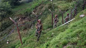 J&K के उरी सेक्टर में नियंत्रण रेखा पर सेना ने घुसपैठ की कोशिश नाकाम की J&K के उरी सेक्टर में नियंत्रण रेखा पर सेना ने घुसपैठ की कोशिश नाकाम की