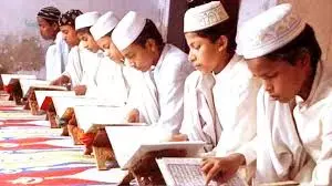 Lucknow: ATS को मदरसों के सभी छात्रों व मौलानाओं की जानकारी देना होगा Lucknow: ATS को मदरसों के सभी छात्रों व मौलानाओं की जानकारी देना होगा