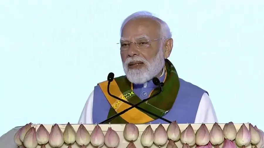 PM Modi कोयंबटूर पहुंचे; रोड शो किया, एक्सपो का उद्घाटन किया PM Modi कोयंबटूर पहुंचे; रोड शो किया, एक्सपो का उद्घाटन किया