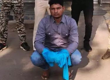 पड़ोसी युवक ने बुजुर्ग और बेटी की हत्या, नाना के गांव में खेला खूनी खेल पड़ोसी युवक ने बुजुर्ग और बेटी की हत्या, नाना के गांव में खेला खूनी खेल
