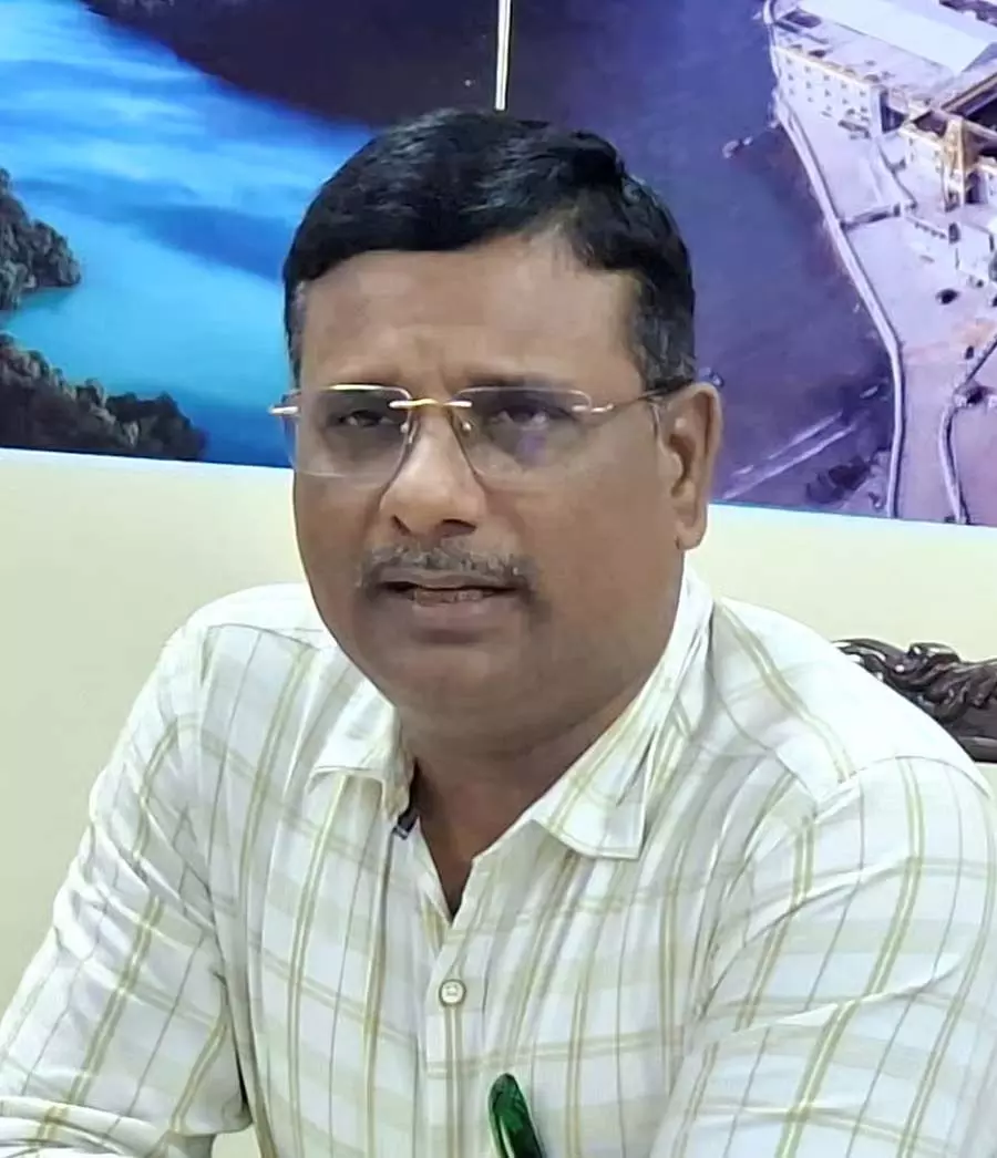 राष्ट्रीयकृत बैंक कर्मचारियों के लिए कन्नड़ सीखना अनिवार्य: ADC राष्ट्रीयकृत बैंक कर्मचारियों के लिए कन्नड़ सीखना अनिवार्य: ADC