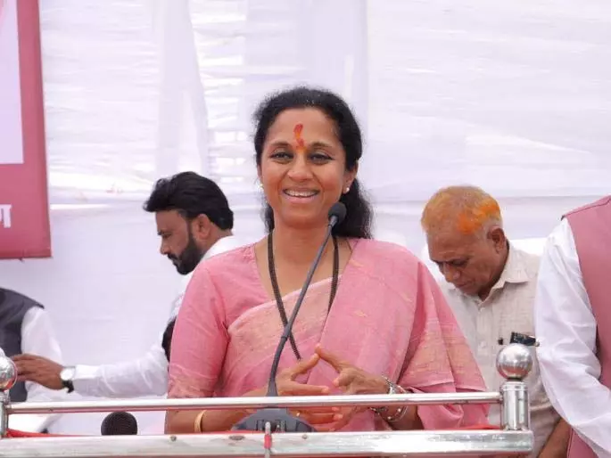 Congress नेताओं ने शरद पवार से मुलाकात की; सुप्रिया सुले ने अहम जानकारी साझा की Congress नेताओं ने शरद पवार से मुलाकात की; सुप्रिया सुले ने अहम जानकारी साझा की