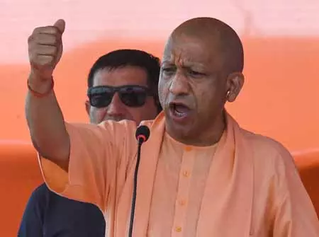 योगी सरकार के प्रयास से साल दर साल समृद्ध हो रहे यूपी के अन्नदाता योगी सरकार के प्रयास से साल दर साल समृद्ध हो रहे यूपी के अन्नदाता