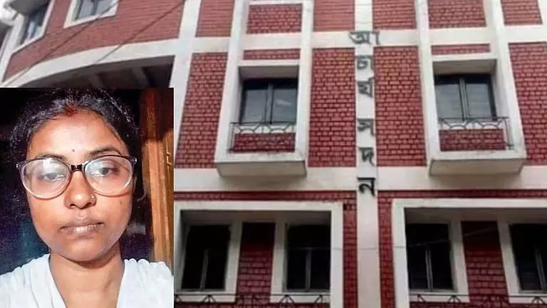 मैं अपने बेटे को सिखाऊंगी कि वह दूसरों की नौकरियां न छीने: Rashmoni Patra मैं अपने बेटे को सिखाऊंगी कि वह दूसरों की नौकरियां न छीने: Rashmoni Patra