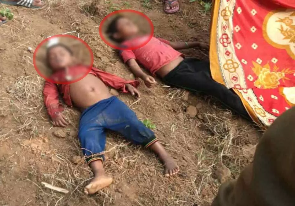 नाले में डूबने से दो मासूम बहनों की मौत, गांव में मातम छाया नाले में डूबने से दो मासूम बहनों की मौत, गांव में मातम छाया
