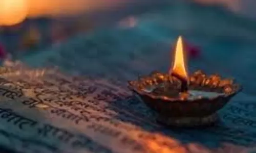 Margashirsha Amavasya 2025: इन पवित्र स्थानों पर दीप जलाते ही चमकेगा भाग्य
