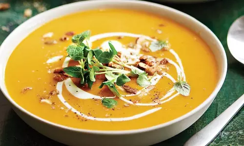 Pumpkin Soup: एक बार इस डिश को आजमाकर जरूर देखिए