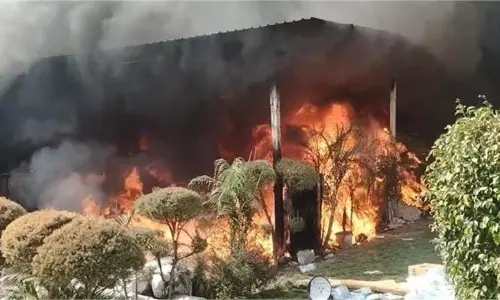 Panipat: फैक्ट्री में  शॉर्ट सर्किट से उठी चिंगारी से लगी भीषण आग