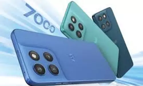 Motorola : नया बजट स्मार्टफोन 7000mAh बैटरी और 50MP कैमरे के साथ Motorola : नया बजट स्मार्टफोन 7000mAh बैटरी और 50MP कैमरे के साथ