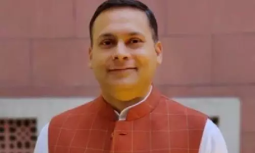BJP ने मिशेल बैचलेट को इंदिरा गांधी शांति पुरस्कार देने पर कांग्रेस की आलोचना की BJP ने मिशेल बैचलेट को इंदिरा गांधी शांति पुरस्कार देने पर कांग्रेस की आलोचना की