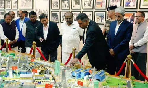 Odisha के क्योंझर में 40,000 रुपये की रिश्वत लेते हुए आबकारी अधीक्षक समेत दो लोग गिरफ्तार