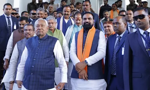 Patna: 10वीं बार CM पद की शपथ लेंगे नीतीश कुमार Patna: 10वीं बार CM पद की शपथ लेंगे नीतीश कुमार