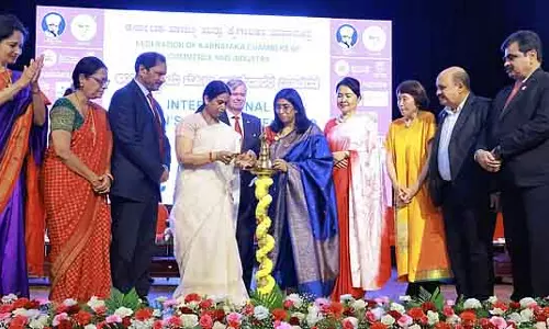 महिला उद्यमियों के लिए कम ब्याज दर पर लोन की सुविधा : Minister Lakshmi Hebbalkar महिला उद्यमियों के लिए कम ब्याज दर पर लोन की सुविधा : Minister Lakshmi Hebbalkar