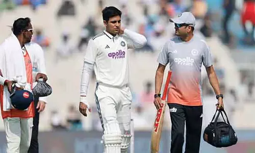 साउथ अफ्रीका के खिलाफ दूसरा टेस्ट: शुभमन गिल टीम के साथ गुवाहाटी गए साउथ अफ्रीका के खिलाफ दूसरा टेस्ट: शुभमन गिल टीम के साथ गुवाहाटी गए