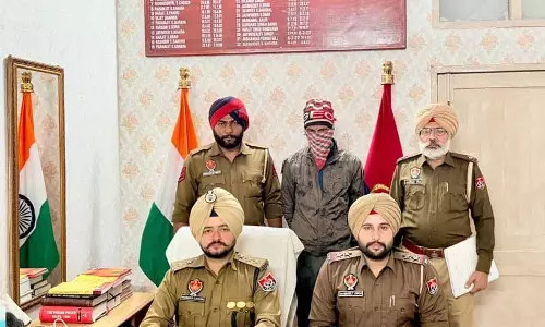 Kashmiri वेंडर को लूटने के आरोप में एक व्यक्ति गिरफ्तार Kashmiri वेंडर को लूटने के आरोप में एक व्यक्ति गिरफ्तार