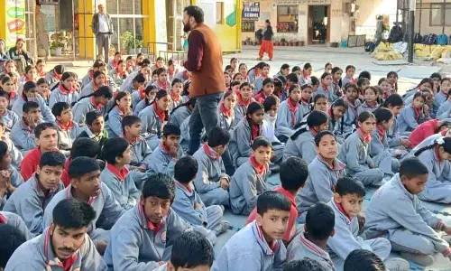 Shimla के स्कूल के छात्रों ने साफ़ पानी और साफ़-सफ़ाई के महत्व के बारे में सीखा Shimla के स्कूल के छात्रों ने साफ़ पानी और साफ़-सफ़ाई के महत्व के बारे में सीखा