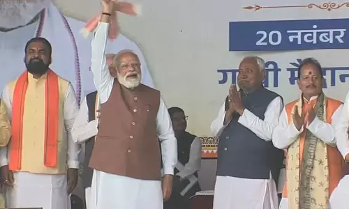 NDA का शक्ति प्रदर्शन, शपथ ग्रहण समारोह में PM मोदी भी मौजूद