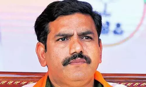 कर्नाटक BJP अध्यक्ष बी वाई विजयेंद्र ने यक्षगान कलाकारों पर पुरुषोत्तम बिलिमाले की टिप्पणी की निंदा की