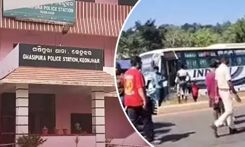 Bhubaneswar: पोती के जन्मदिन समारोह में शामिल होने जा रहे व्यक्ति की दुर्घटना में मौत Bhubaneswar: पोती के जन्मदिन समारोह में शामिल होने जा रहे व्यक्ति की दुर्घटना में मौत