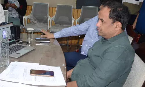 रायपुर कलेक्टर ने SIR प्रक्रिया पर दिखाई सख्ती, इलेक्शन मोड में तेजी से कार्य करने के निर्देश