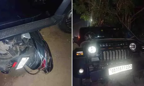 भुवनेश्वर में ‘थार का आतंक’ जारी: SUV ने खड़ी स्कूटर को रौंदा