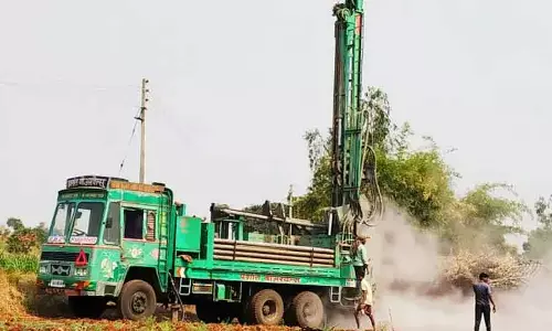 Karnataka : हनूर में ग्राउंडवाटर लेवल गंभीर स्तर पर पहुंचा Karnataka : हनूर में ग्राउंडवाटर लेवल गंभीर स्तर पर पहुंचा