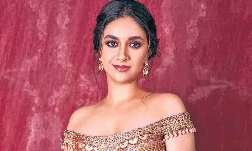 कीर्ति सुरेश परेशान करने वाली AI Deepfake तस्वीरों को लेकर इमोशनल हो गईं कीर्ति सुरेश परेशान करने वाली AI Deepfake तस्वीरों को लेकर इमोशनल हो गईं