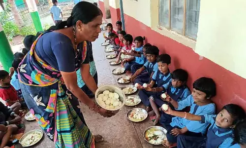 अंडे की कीमत में बढ़ोतरी: टीचरों के लिए बोझ अंडे की कीमत में बढ़ोतरी: टीचरों के लिए बोझ