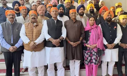 Punjab: भाजपा ने विरासत-ए-खालसा में कीर्तन दरबार लगाया Punjab: भाजपा ने विरासत-ए-खालसा में कीर्तन दरबार लगाया