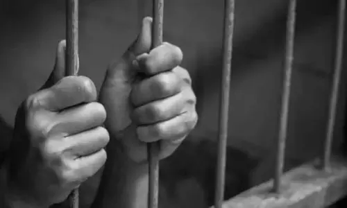 घर में आग लगाकर की दो हत्याएं, आरोपियों को मिली उम्रकैद की सजा घर में आग लगाकर की दो हत्याएं, आरोपियों को मिली उम्रकैद की सजा
