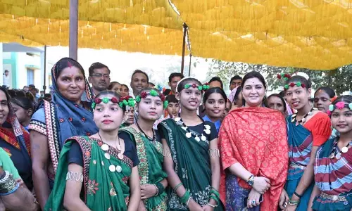 बाल क्रीड़ा प्रतियोगिता में पंडरिया विधायक भावना बोहरा ने खिलाड़ियों का किया सम्मान बाल क्रीड़ा प्रतियोगिता में पंडरिया विधायक भावना बोहरा ने खिलाड़ियों का किया सम्मान