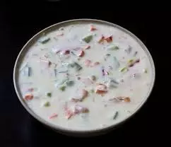 Mix Veg Raita Recipe: सिर्फ 5 मिनट में तैयार करें हेल्दी मिक्स वेज रायता Mix Veg Raita Recipe: सिर्फ 5 मिनट में तैयार करें हेल्दी मिक्स वेज रायता