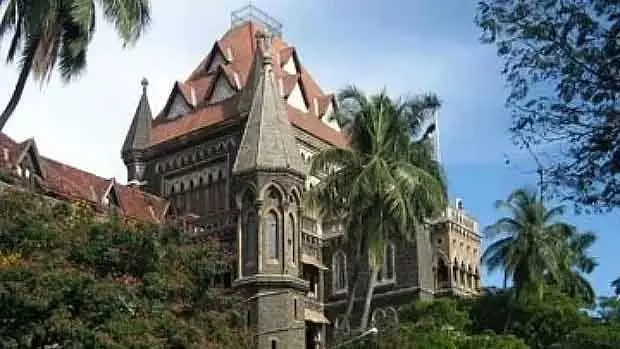 बॉम्बे HC ने नवी मुंबई के अवैध कंस्ट्रक्शन पर सरकार को चेतावनी दी बॉम्बे HC ने नवी मुंबई के अवैध कंस्ट्रक्शन पर सरकार को चेतावनी दी