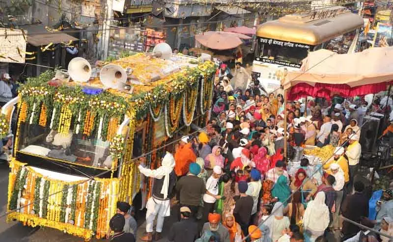 Ludhiana DC ने लोगों से नगर कीर्तन में बड़ी संख्या में भाग लेने का आग्रह किया Ludhiana DC ने लोगों से नगर कीर्तन में बड़ी संख्या में भाग लेने का आग्रह किया