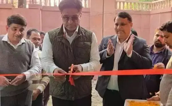 New Delhi: एनडीएमसी क्षेत्र में नए उन्नत शौचालय का लोकार्पण New Delhi: एनडीएमसी क्षेत्र में नए उन्नत शौचालय का लोकार्पण