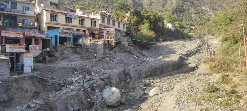धर्मकुंड बादल फटने की त्रासदी: Ramban प्रशासन ने राहत और मुआवज़ा दिया धर्मकुंड बादल फटने की त्रासदी: Ramban प्रशासन ने राहत और मुआवज़ा दिया