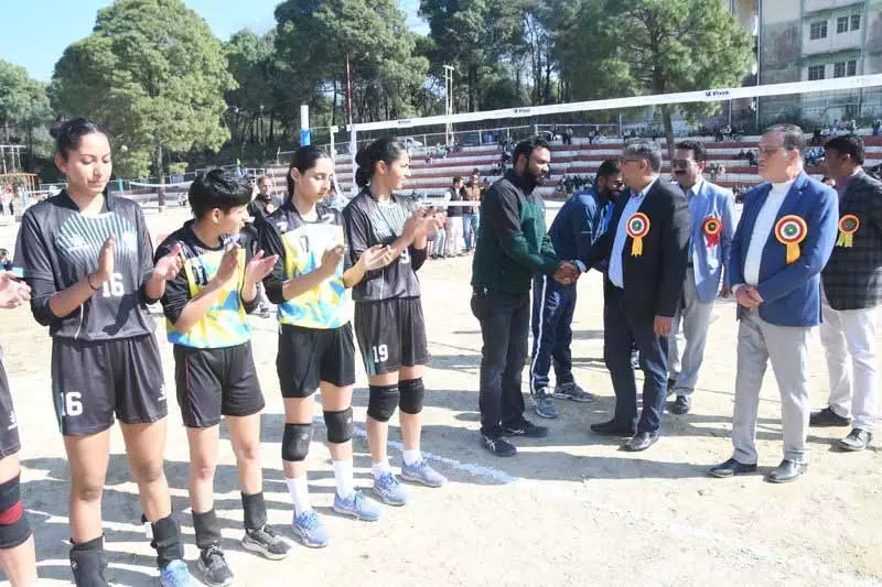 HPU इंटर कॉलेज महिला वॉलीबॉल टूर्नामेंट पालमपुर में शुरू HPU इंटर कॉलेज महिला वॉलीबॉल टूर्नामेंट पालमपुर में शुरू