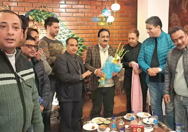 CCIK ने इंडस्ट्री और आर्थिक मुद्दों पर चर्चा के लिए एग्जीक्यूटिव कमिटी की मीटिंग की CCIK ने इंडस्ट्री और आर्थिक मुद्दों पर चर्चा के लिए एग्जीक्यूटिव कमिटी की मीटिंग की