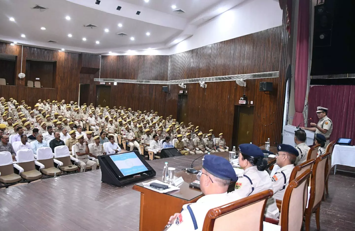 Jaipur: सुरक्षा और रणनीति पर चर्चा के लिए पुलिस सम्मेलन शुक्रवार से Jaipur: सुरक्षा और रणनीति पर चर्चा के लिए पुलिस सम्मेलन शुक्रवार से