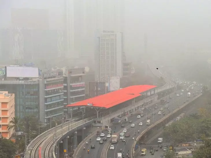 Mumbai: मुंबई में सर्दी का प्रकोप, दर्ज हुई 10 साल की सबसे ठंडी सुबह Mumbai: मुंबई में सर्दी का प्रकोप, दर्ज हुई 10 साल की सबसे ठंडी सुबह