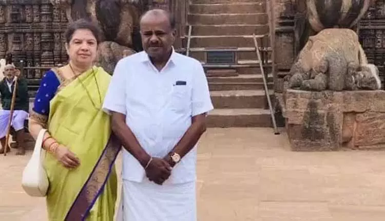 केंद्रीय इस्पात मंत्री HD Kumaraswamy ने कोणार्क सूर्य मंदिर के दर्शन किए केंद्रीय इस्पात मंत्री HD Kumaraswamy ने कोणार्क सूर्य मंदिर के दर्शन किए