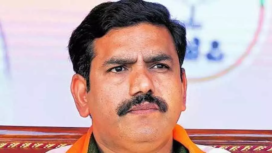 कर्नाटक BJP अध्यक्ष बी वाई विजयेंद्र ने यक्षगान कलाकारों पर पुरुषोत्तम बिलिमाले की टिप्पणी की निंदा की कर्नाटक BJP अध्यक्ष बी वाई विजयेंद्र ने यक्षगान कलाकारों पर पुरुषोत्तम बिलिमाले की टिप्पणी की निंदा की