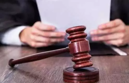 HC ने एस्टेट डिपार्टमेंट को ज़रूरी कार्रवाई के लिए चार हफ़्ते का समय दिया HC ने एस्टेट डिपार्टमेंट को ज़रूरी कार्रवाई के लिए चार हफ़्ते का समय दिया