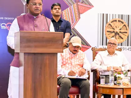 ओडिशा CM ने नीतीश कुमार को 10वीं बार CM बनने पर दी बधाई ओडिशा CM ने नीतीश कुमार को 10वीं बार CM बनने पर दी बधाई
