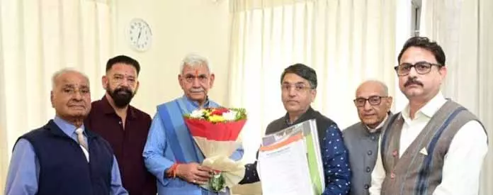 Laxmi Narayan मंदिर ट्रस्ट के प्रतिनिधिमंडल ने एलजी से मुलाकात की Laxmi Narayan मंदिर ट्रस्ट के प्रतिनिधिमंडल ने एलजी से मुलाकात की