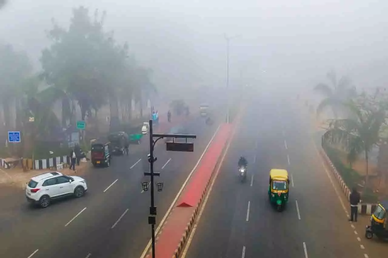 Bhubaneswar में रात का तापमान सिर्फ़ 2 दिनों में 6.6°C बढ़ा Bhubaneswar में रात का तापमान सिर्फ़ 2 दिनों में 6.6°C बढ़ा